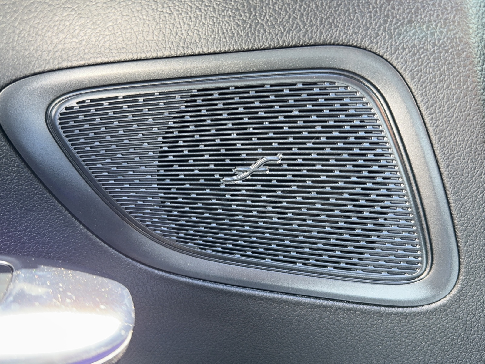 MERCEDES-BENZ C 200 4 Matic-image-26
