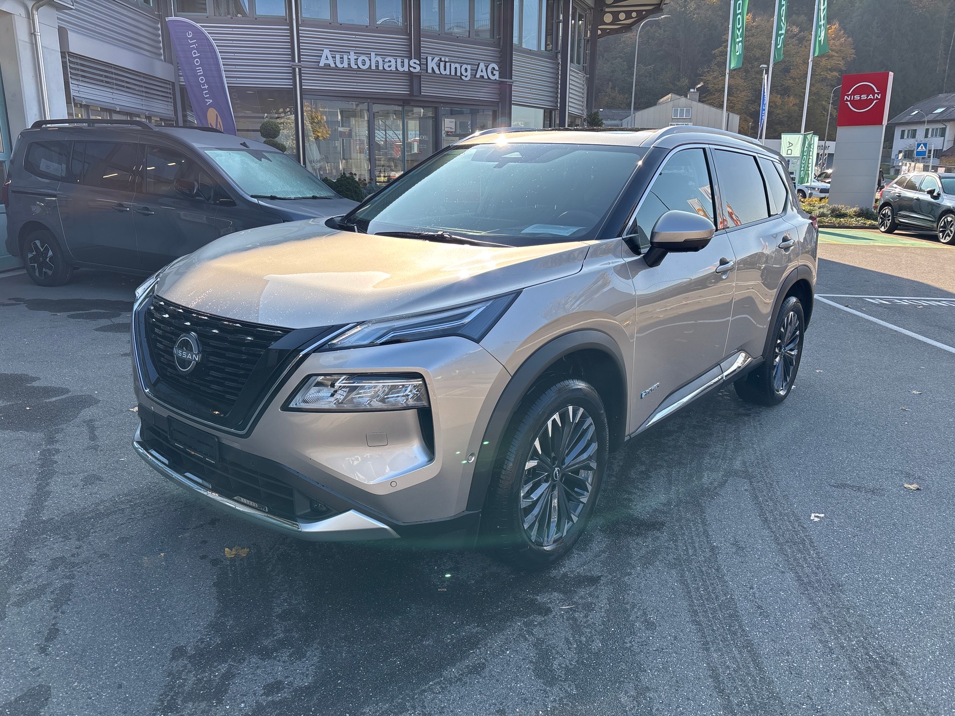 NISSAN X-Trail 1.5 VC-T e-Power 4WD Tekna+-showroom-element-1