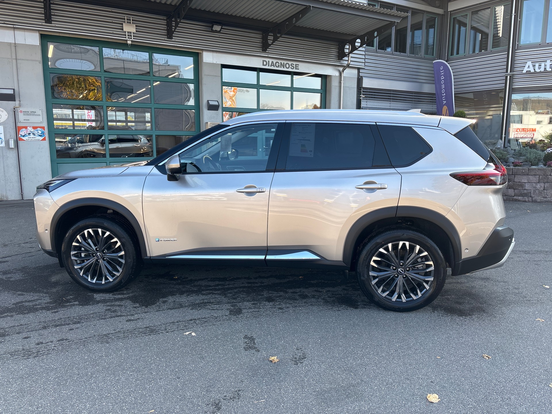 NISSAN X-Trail 1.5 VC-T e-Power 4WD Tekna+-image-9