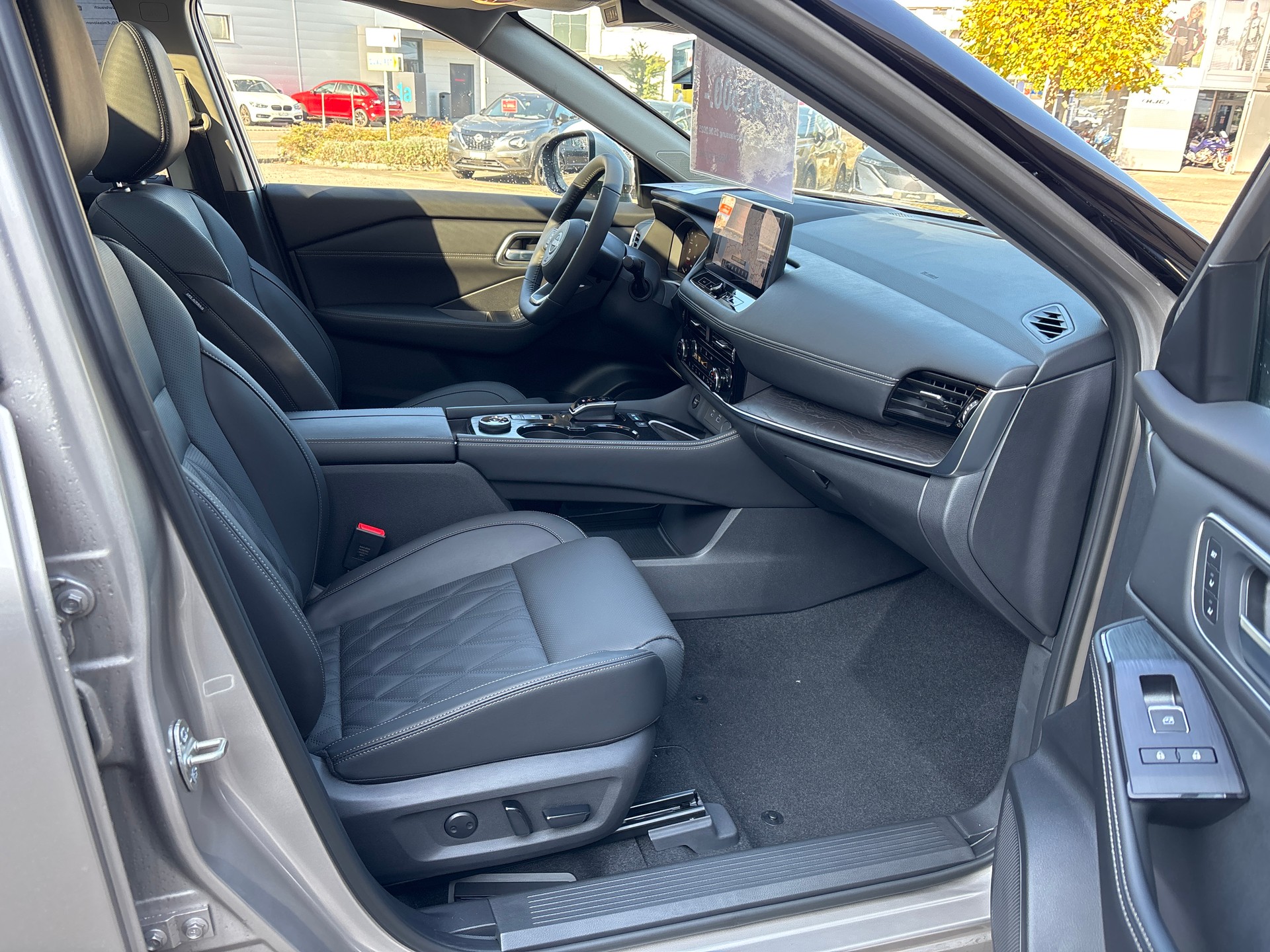 NISSAN X-Trail 1.5 VC-T e-Power 4WD Tekna+-image-14