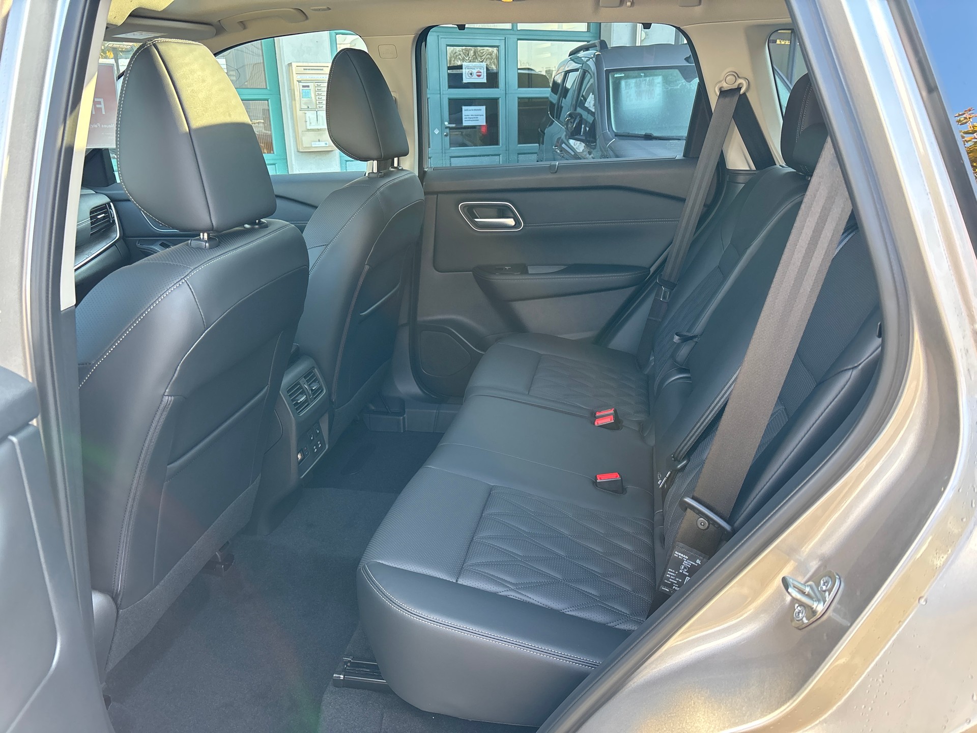 NISSAN X-Trail 1.5 VC-T e-Power 4WD Tekna+-image-16