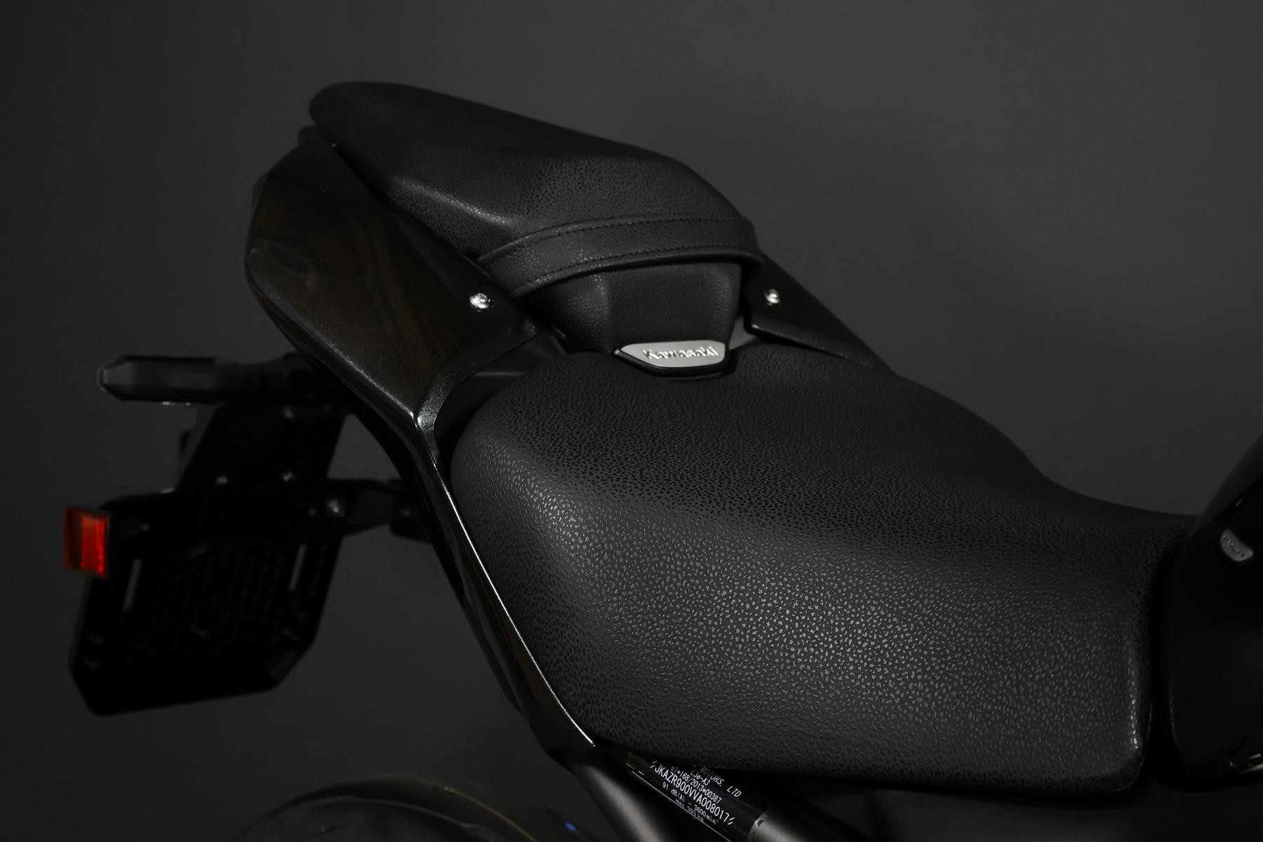 KAWASAKI Z 900-image-5