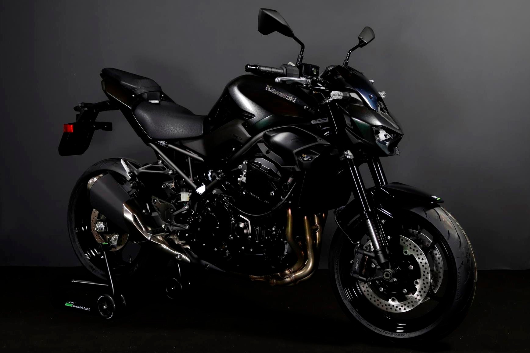 KAWASAKI Z 900-image-1