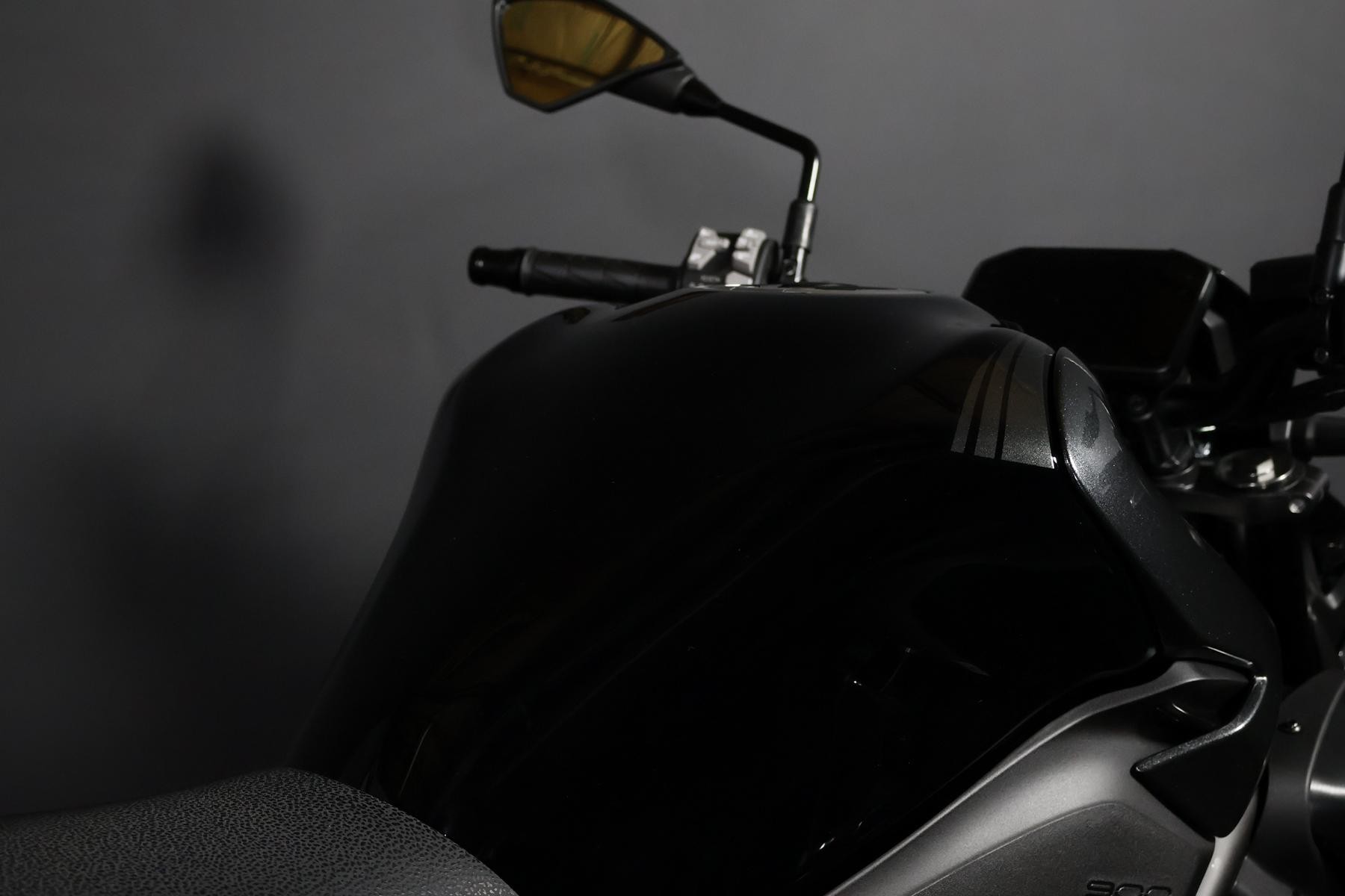 KAWASAKI Z 900-image-7