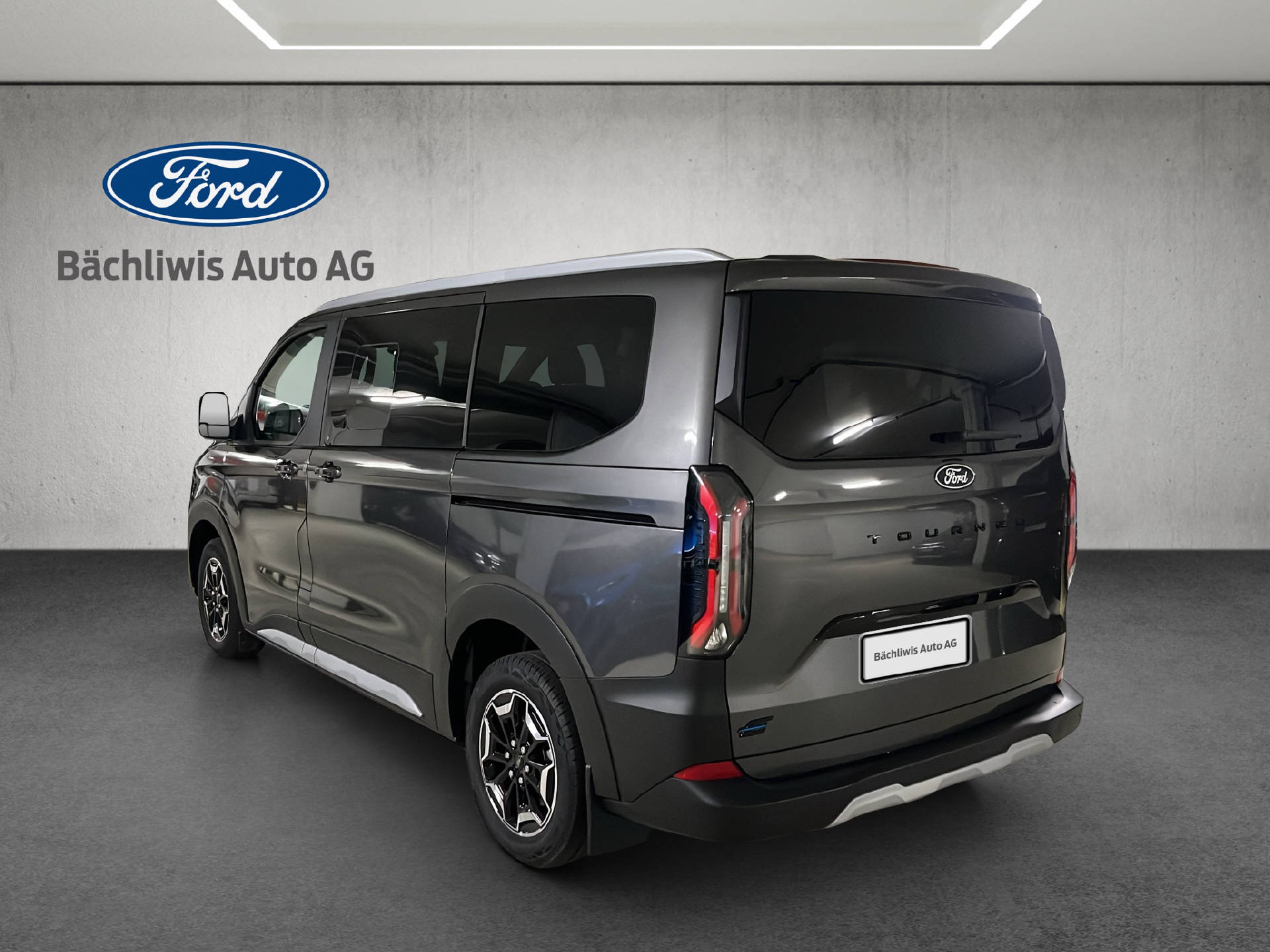 FORD E-Tourneo C Bus 340 L1 Active-showroom-element-2