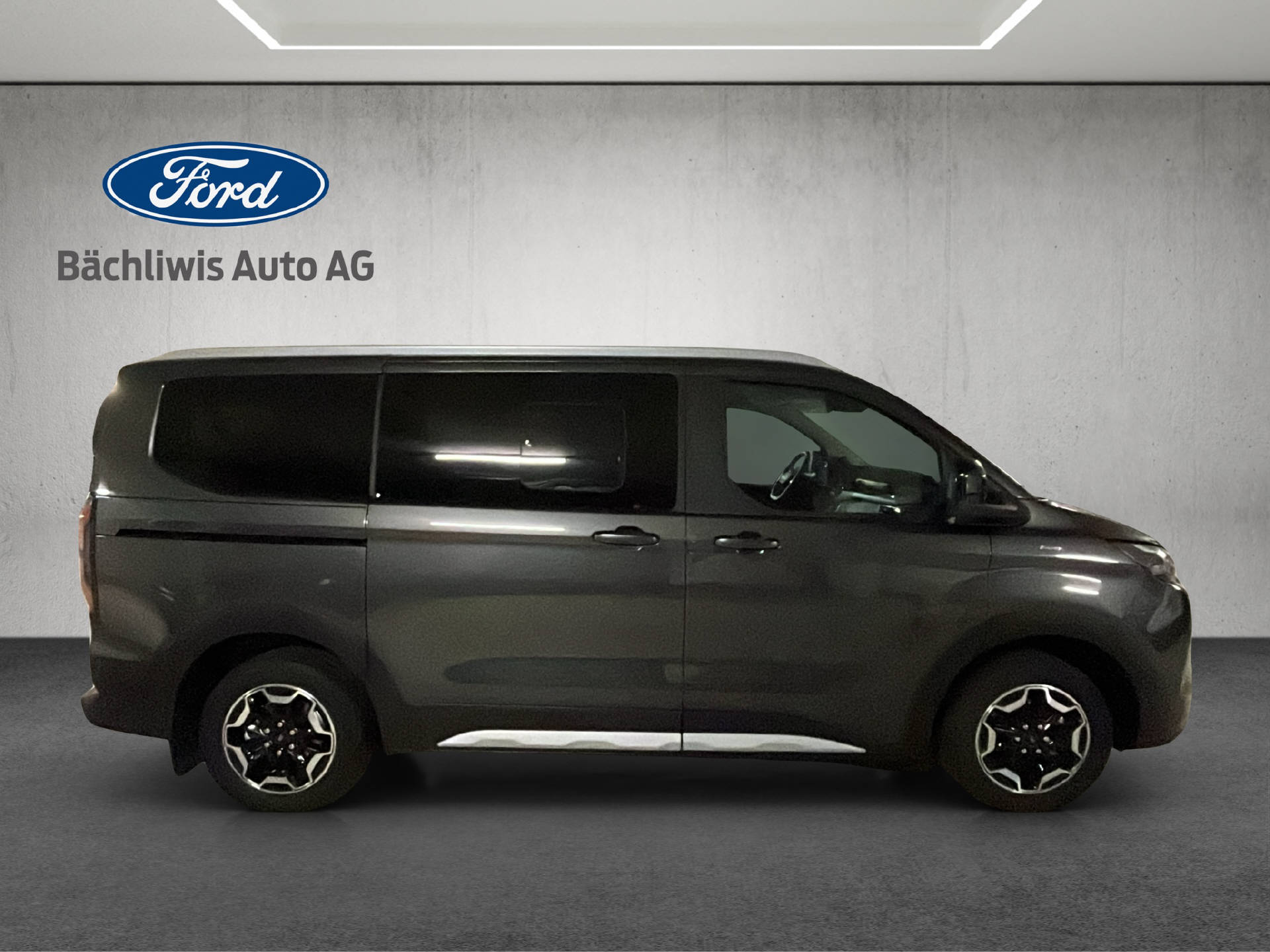 FORD E-Tourneo C Bus 340 L1 Active-image-5