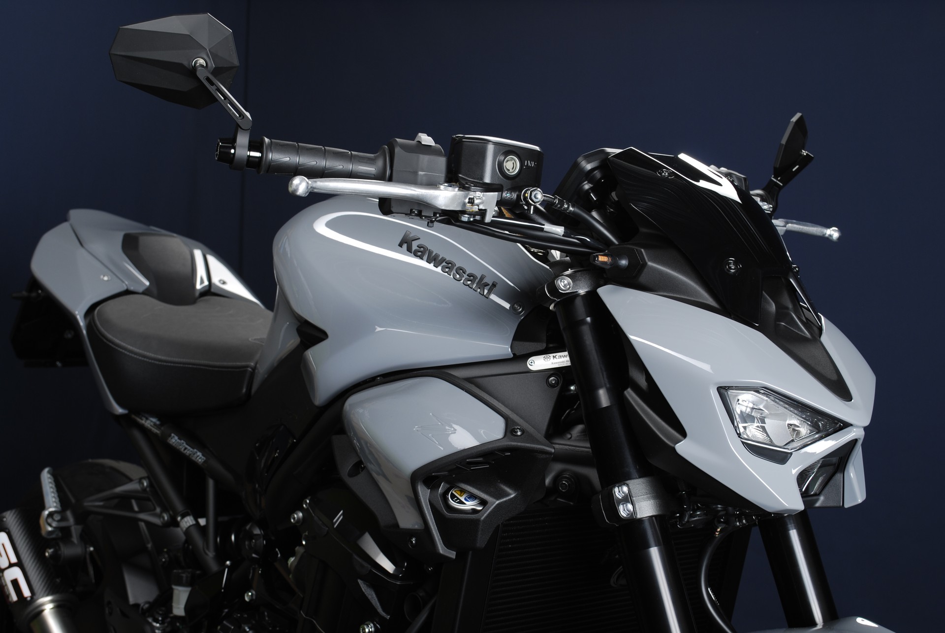 KAWASAKI Z 900 (70kW) MY26 - Sonderumbau-image-3
