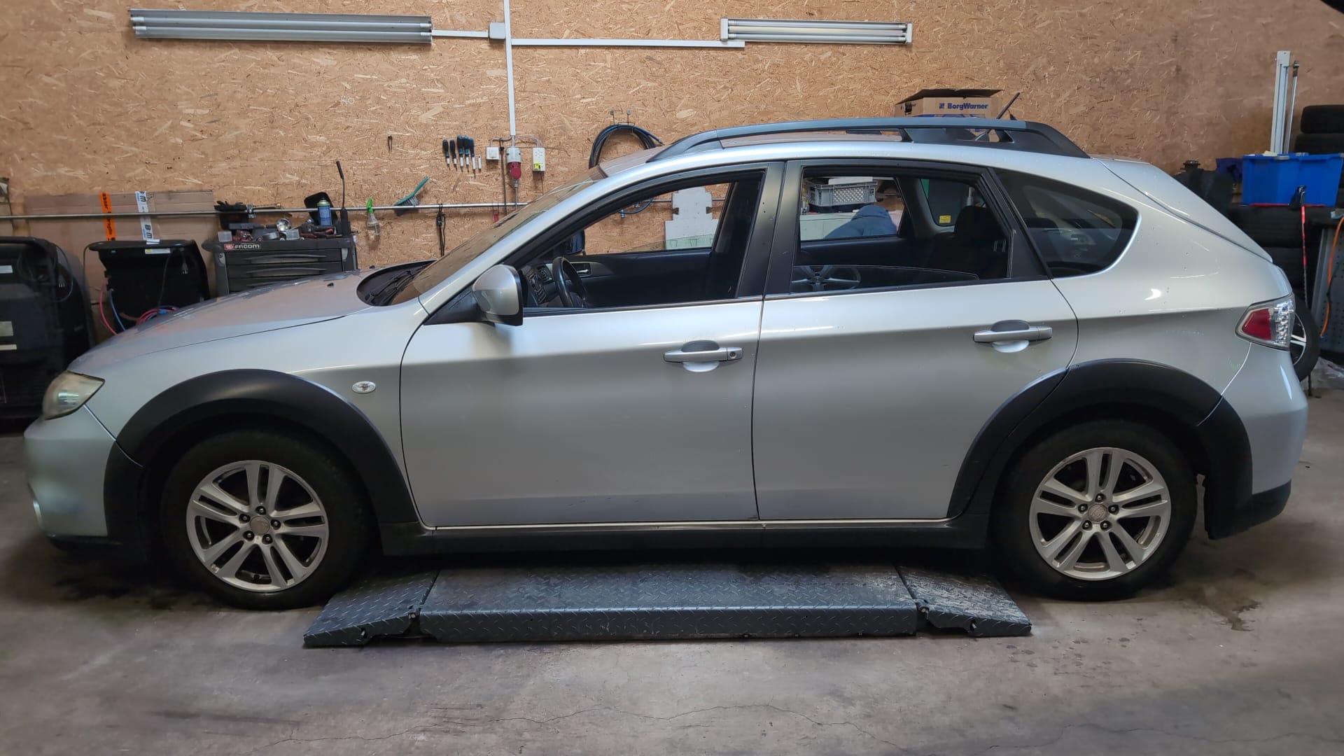 SUBARU Impreza 2.0XV Trend-image-13