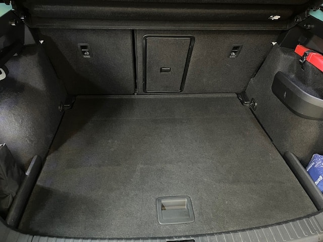 SKODA Karoq 2.0 TDI SCR SportLine 4x4 DSG-image-19