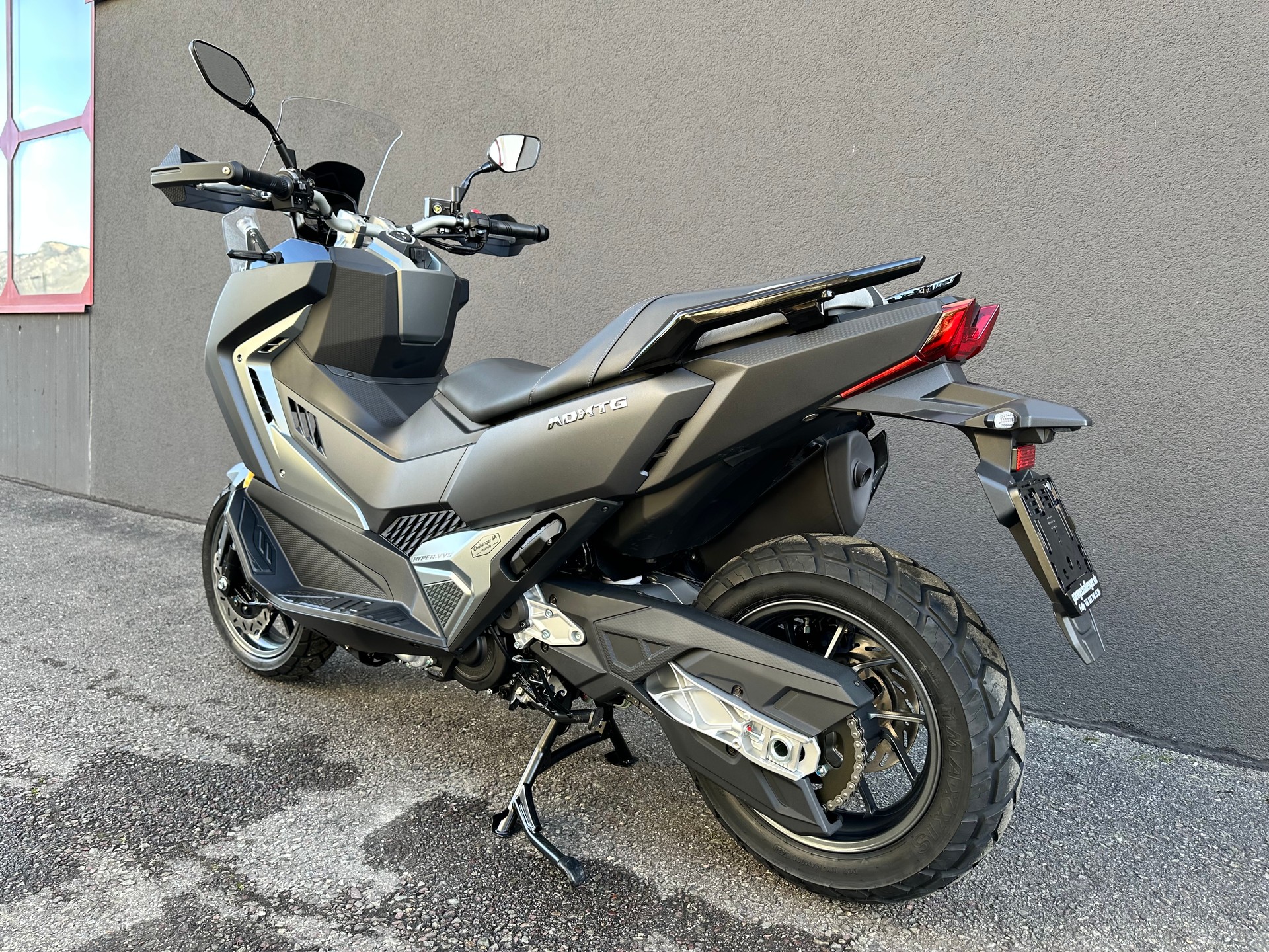 SYM TG400-image-4