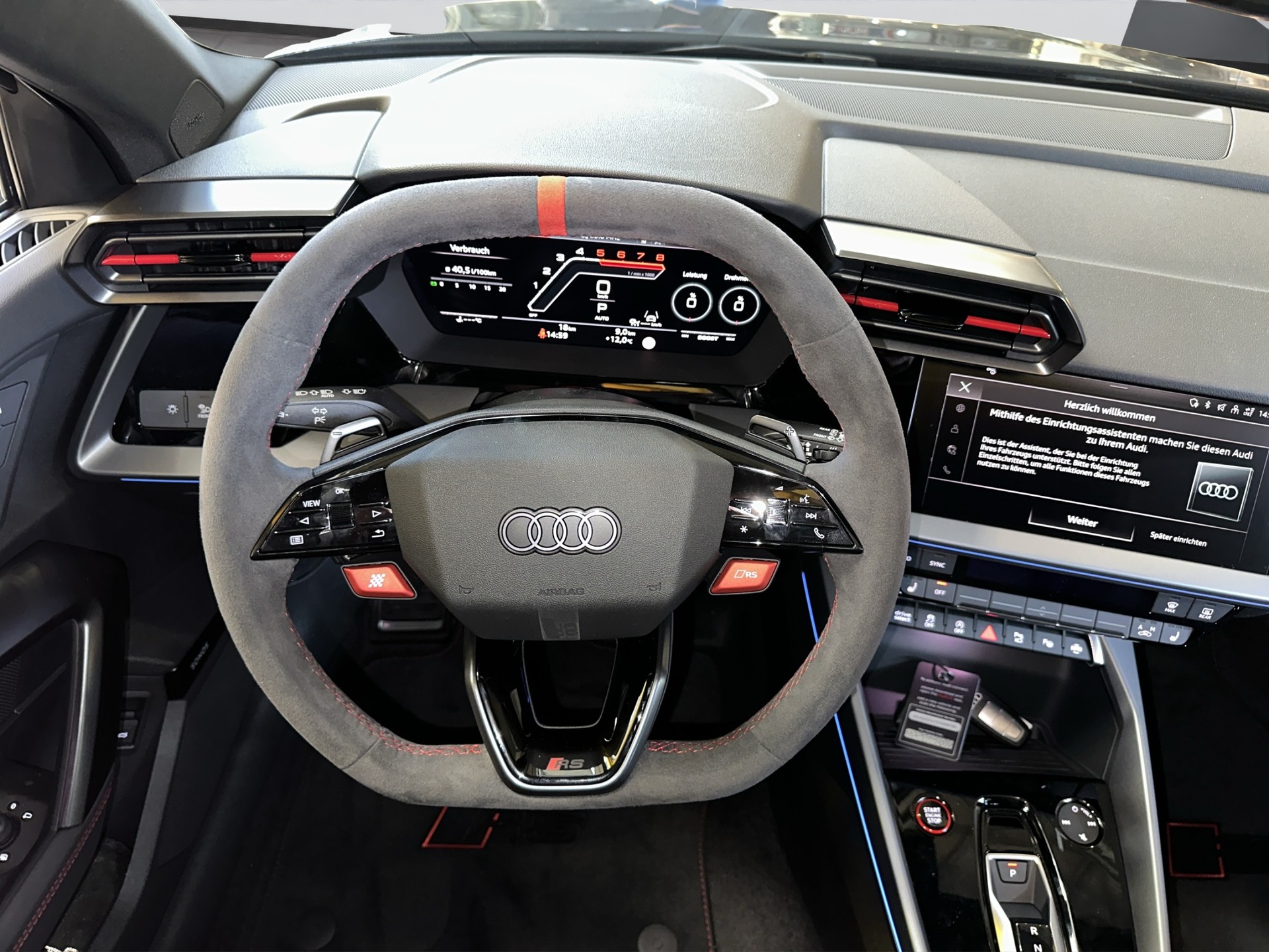 AUDI RS3 SPB MY26/Schalen/Pano/Sportaga/CarbonSpoiler/RS-Designpaket plus rot-image-13