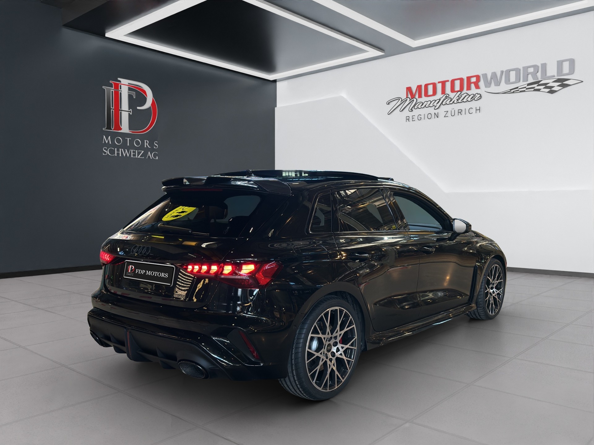 AUDI RS3 SPB MY26/Schalen/Pano/Sportaga/CarbonSpoiler/RS-Designpaket plus rot-image-4