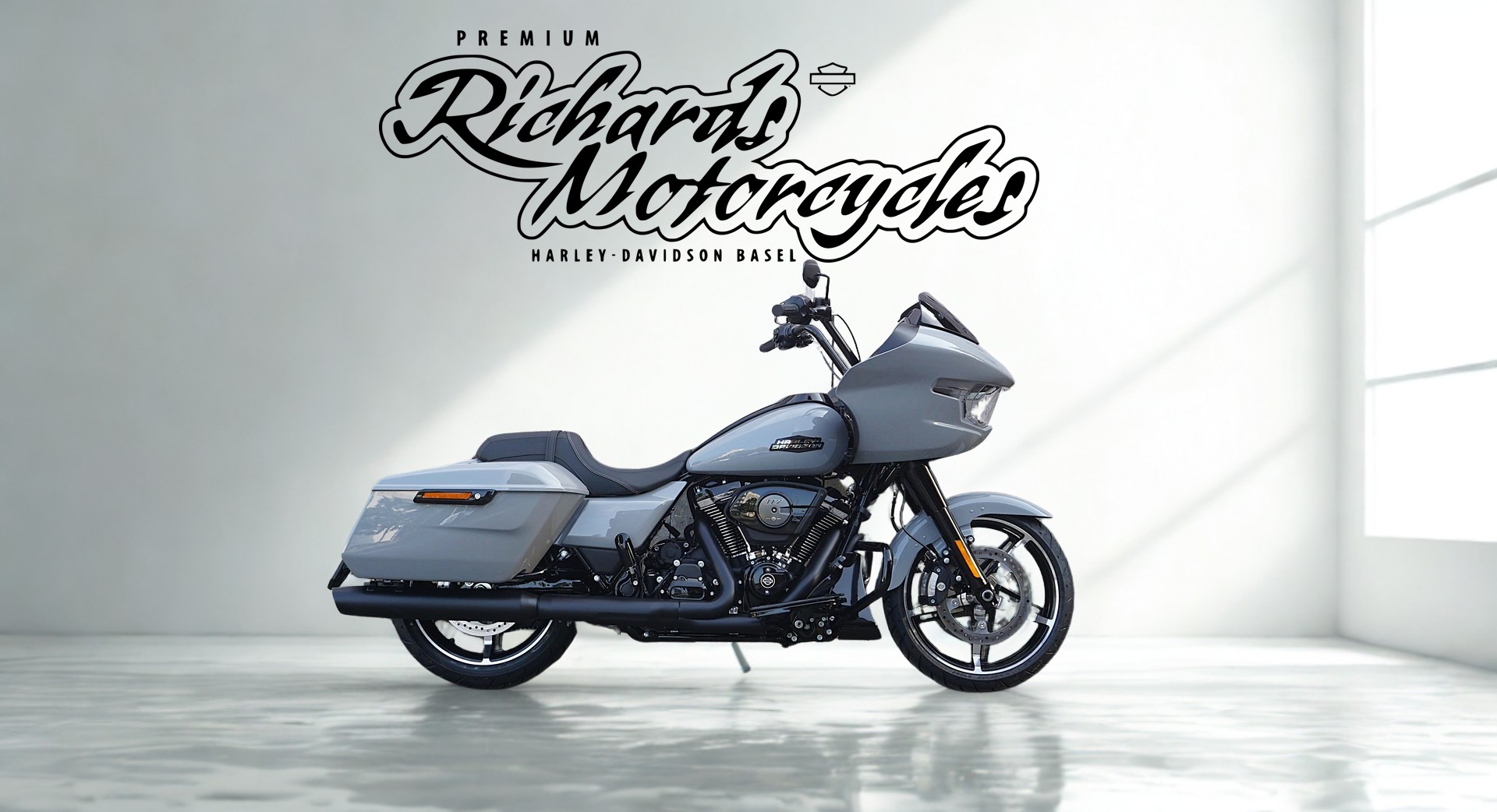 HARLEY-DAVIDSON FLTRX Road Glide Black Finish 117-image-0