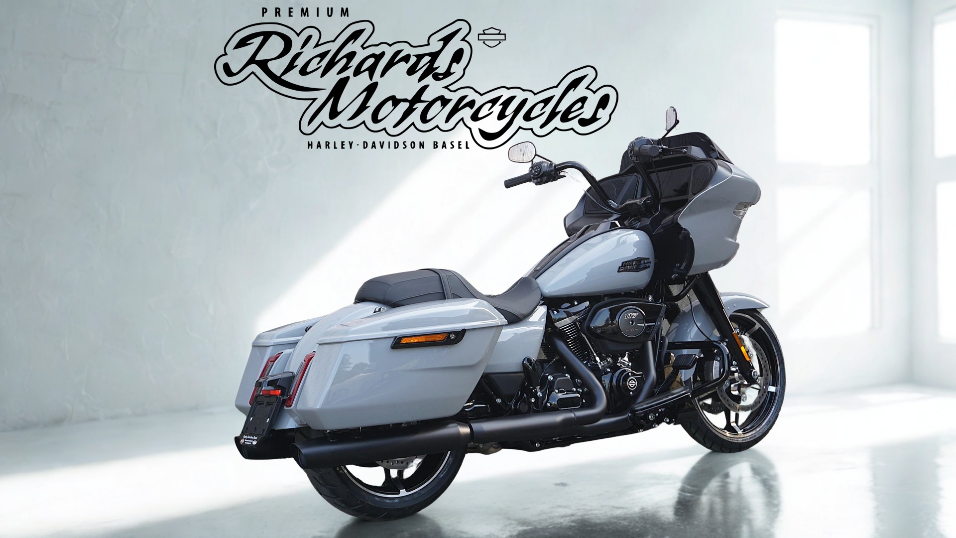 HARLEY-DAVIDSON FLTRX Road Glide Black Finish 117-image-2