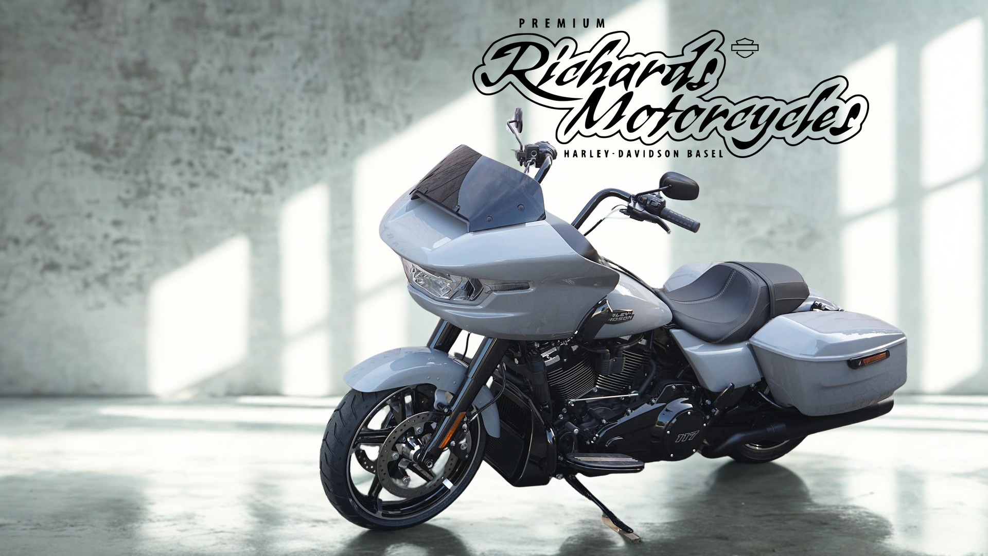 HARLEY-DAVIDSON FLTRX Road Glide Black Finish 117-image-4