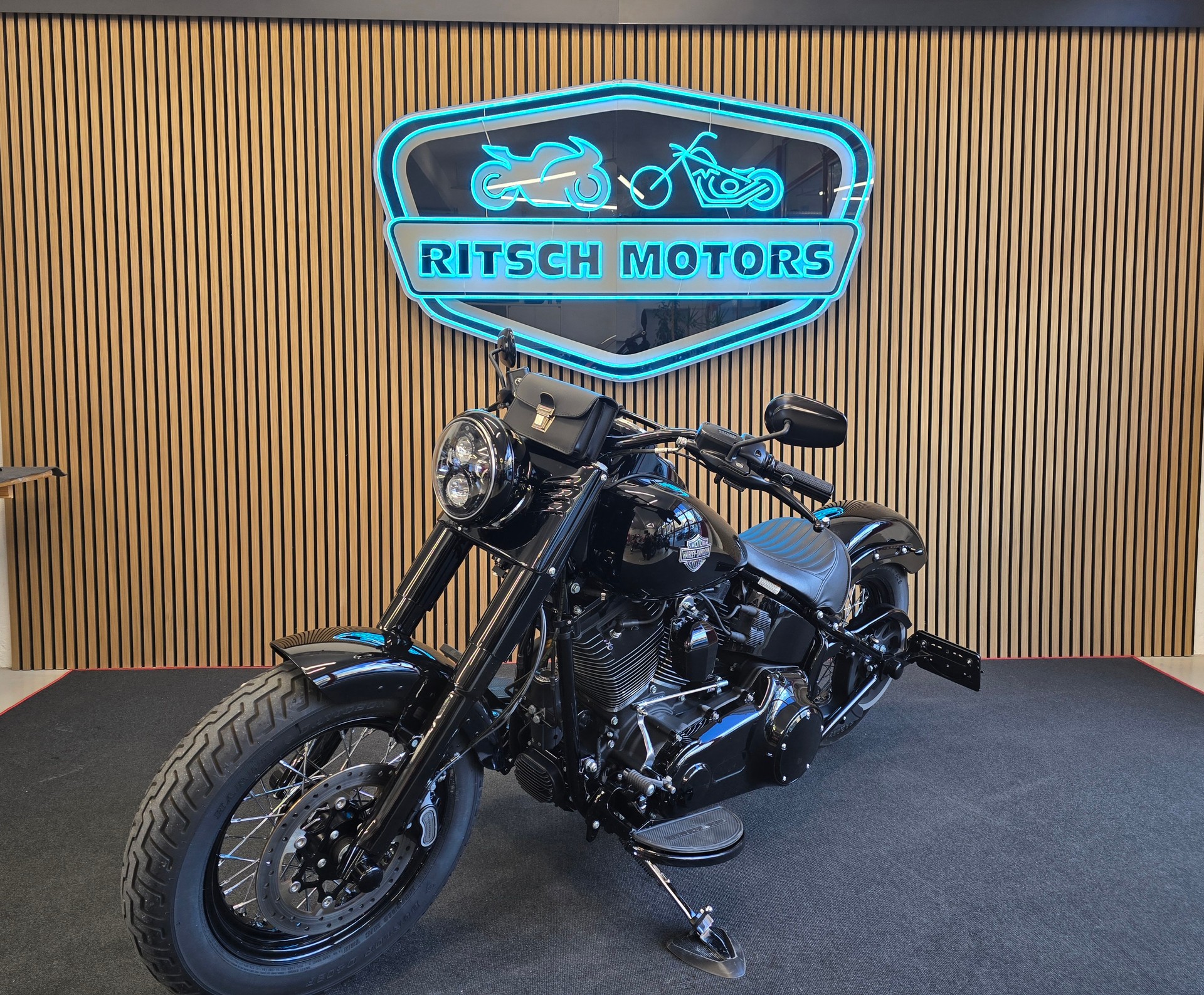 HARLEY-DAVIDSON FLSS Softail Slim S110 ABS-image-2