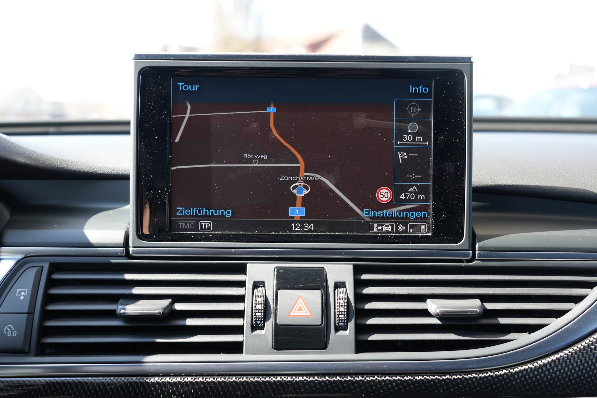 AUDI S6 Avant 4.0 TFSI V8 quattro S-tronic-image-11