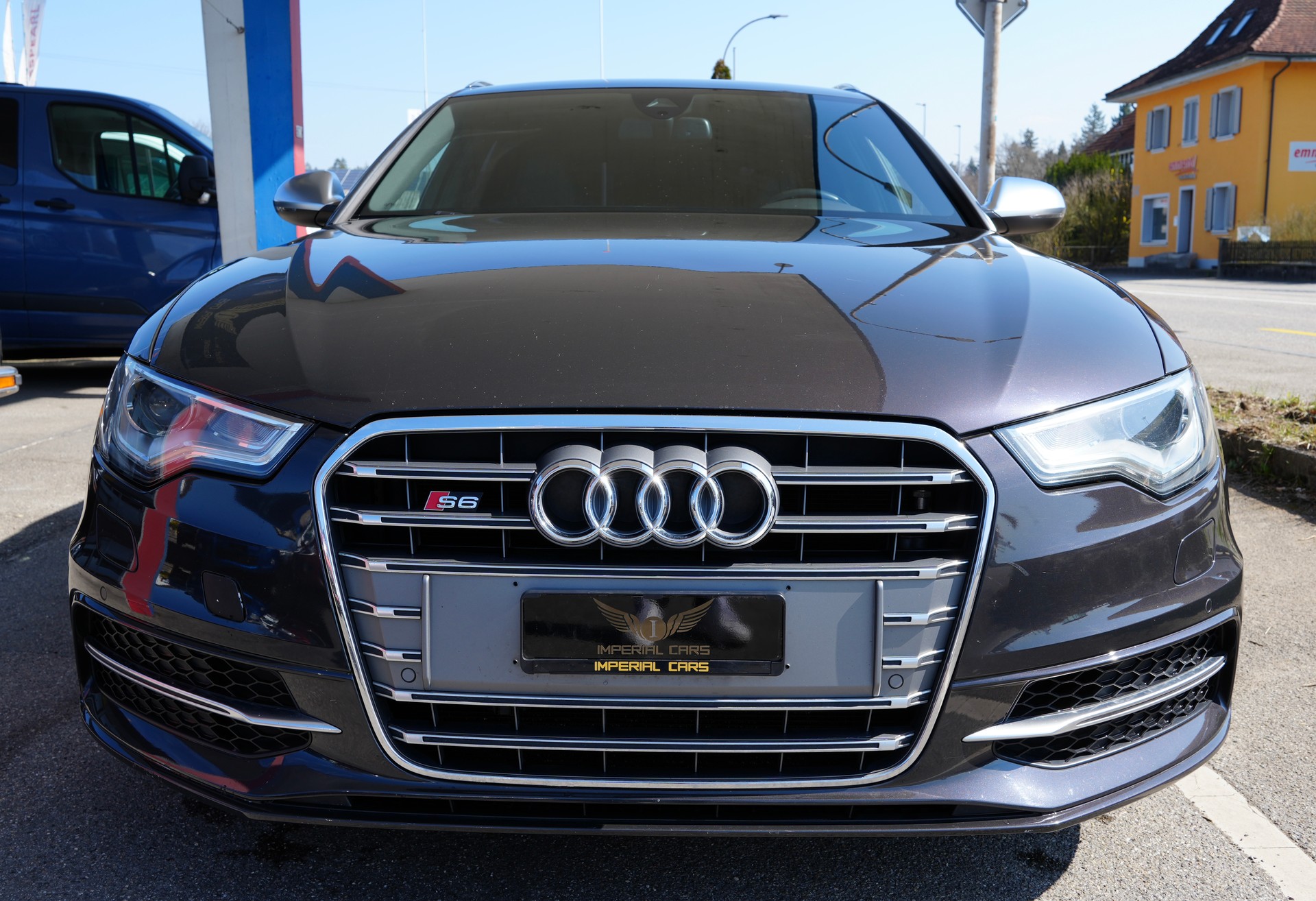 AUDI S6 Avant 4.0 TFSI V8 quattro S-tronic-image-6