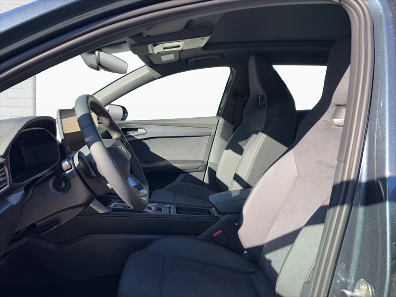 CUPRA Leon ST-image-4