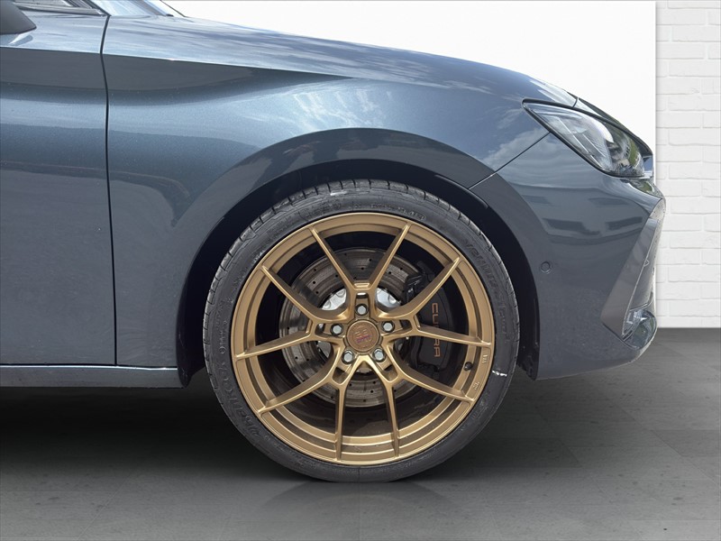 CUPRA Leon ST-image-10