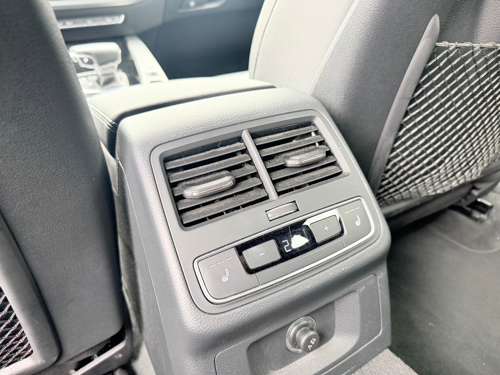 AUDI A4 allroad 45 TFSI quattro S-tronic-image-10