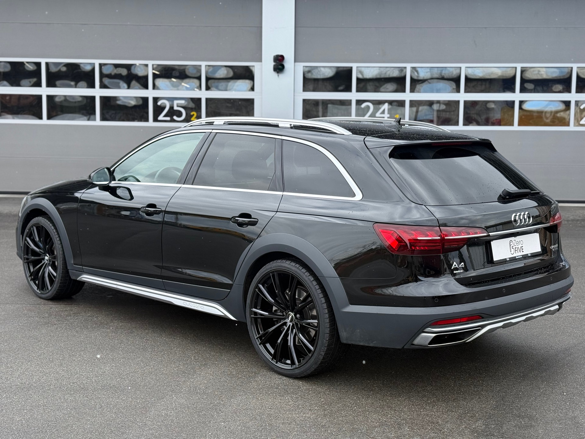 AUDI A4 allroad 45 TFSI quattro S-tronic-showroom-element-3