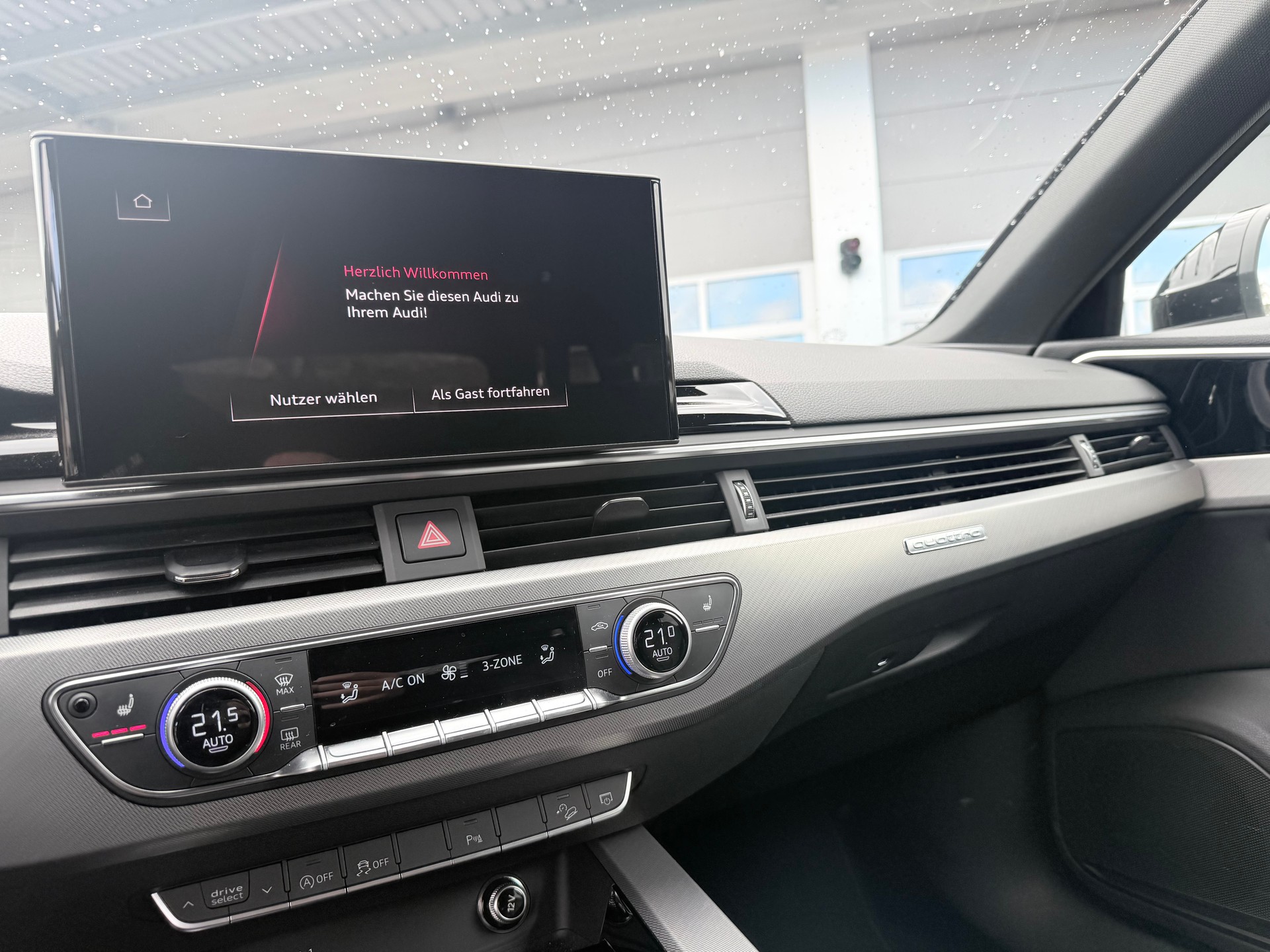 AUDI A4 allroad 45 TFSI quattro S-tronic-image-11