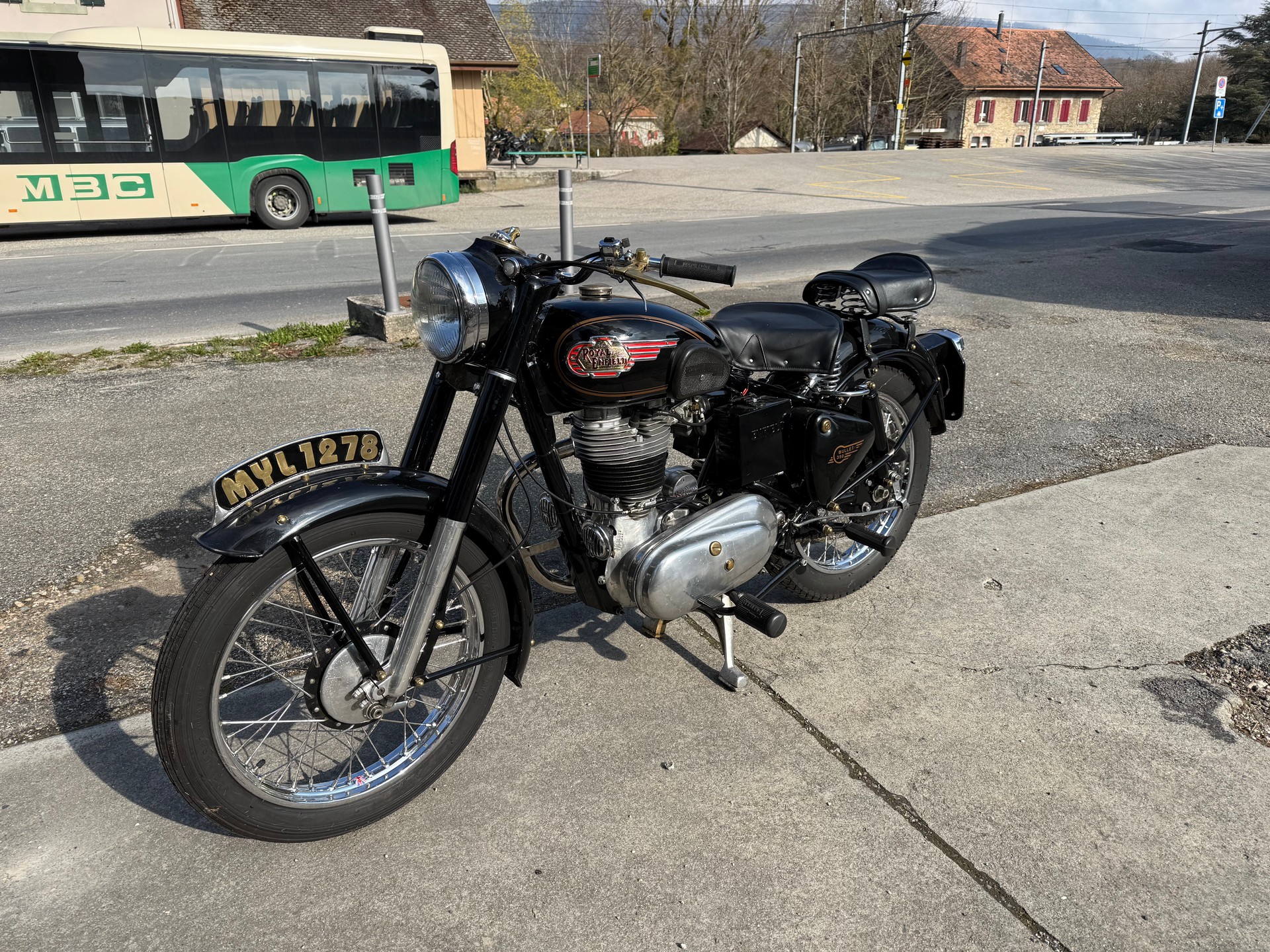 ROYAL ENFIELD BULLET 350