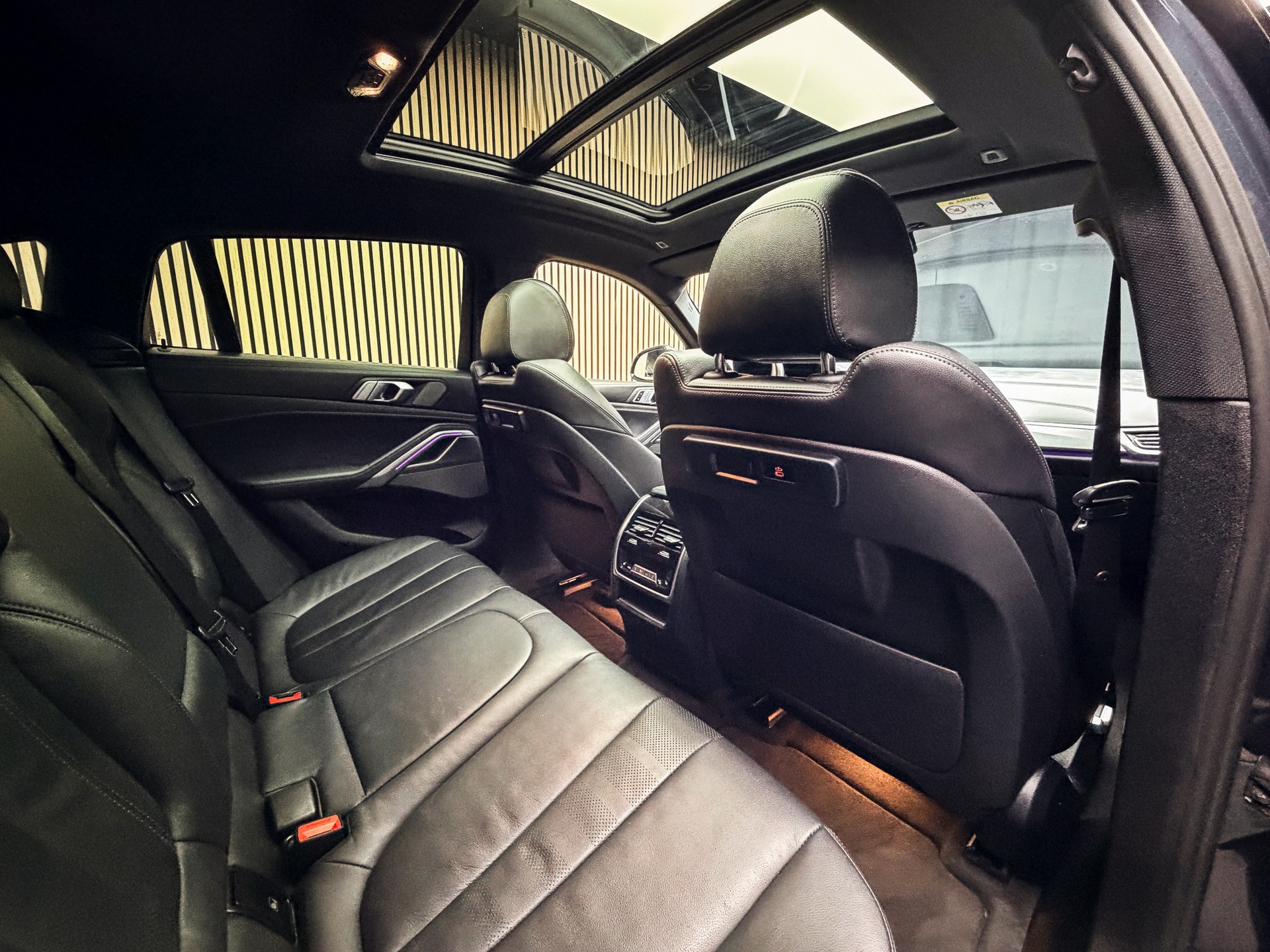 BMW X6 xDrive 48V 40d Steptronic M Sport-image-10
