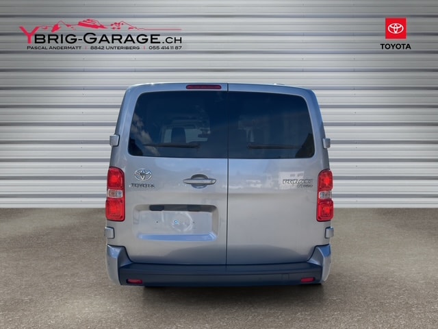 TOYOTA Proace Verso L2 2.0 D Family-image-3