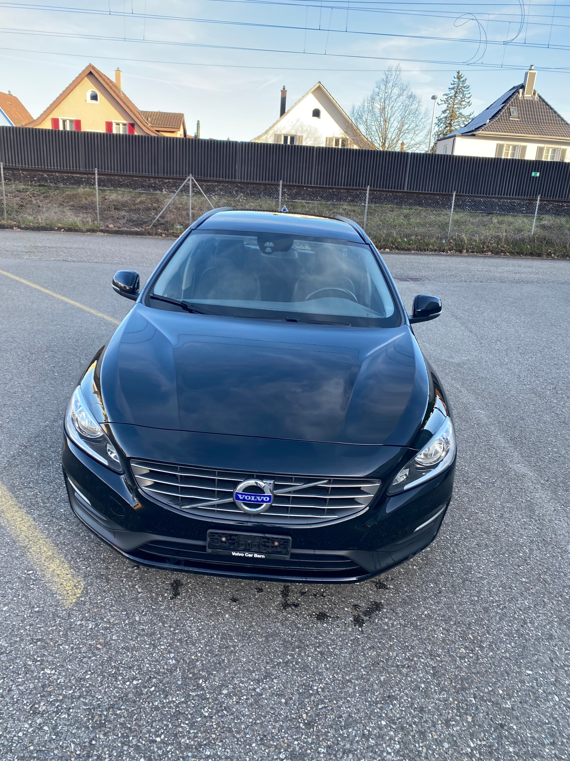 VOLVO V60 D4 Summum-image-2