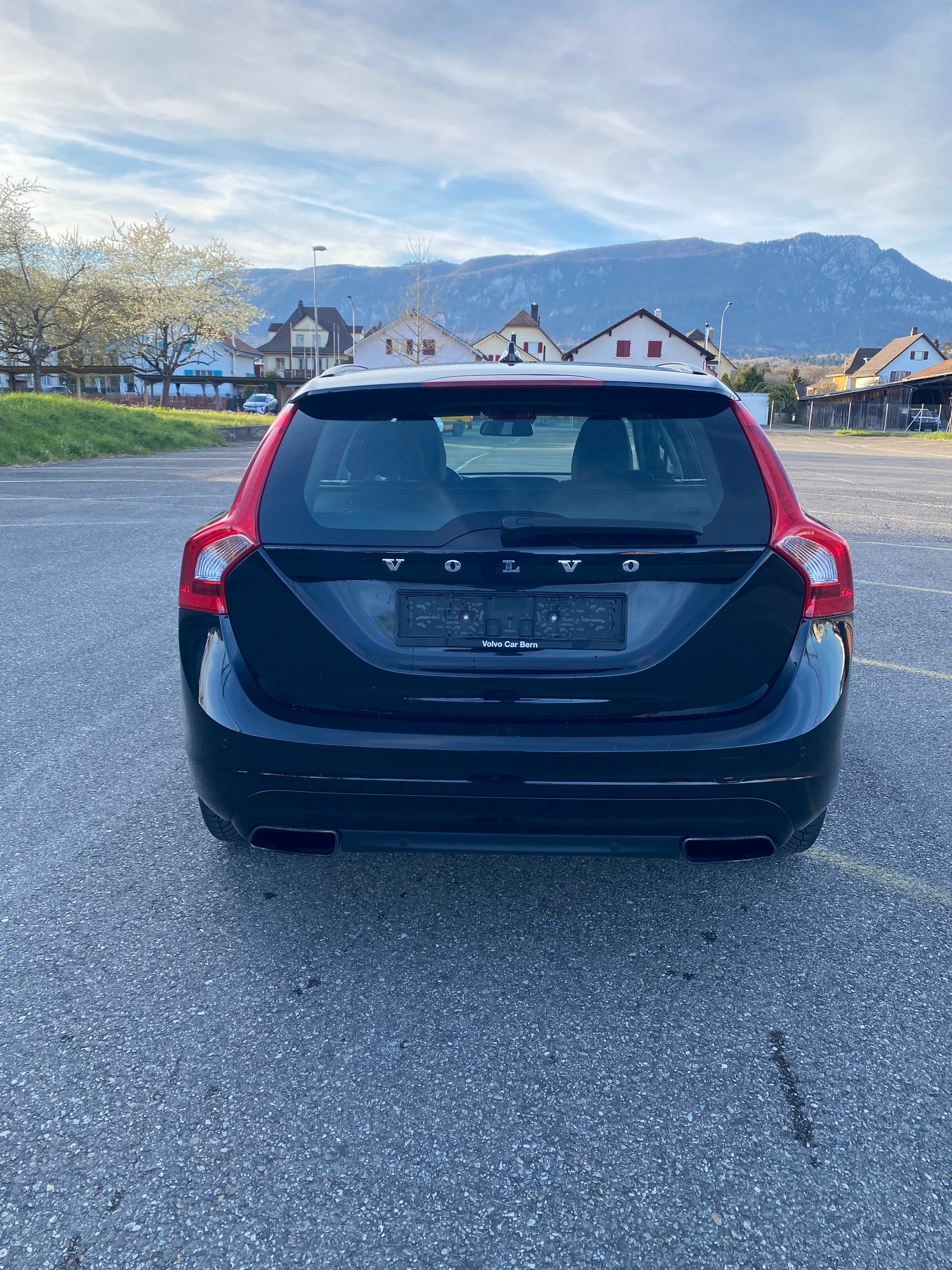 VOLVO V60 D4 Summum-image-6