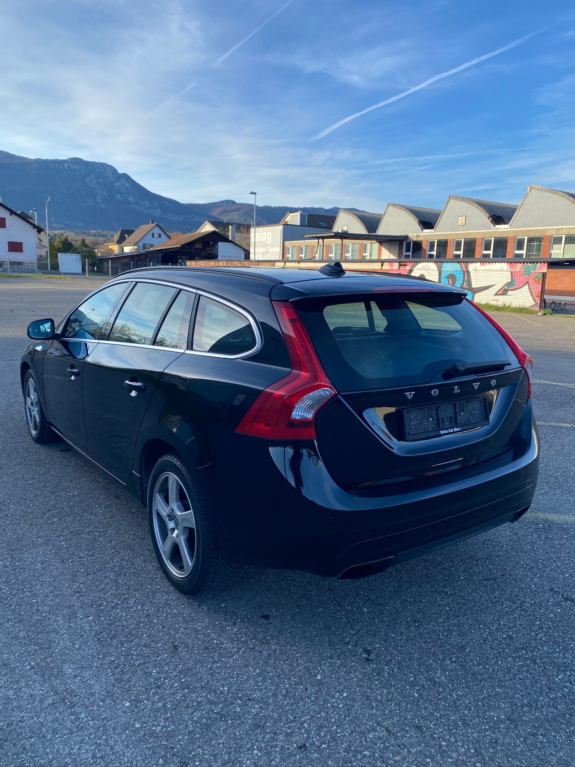 VOLVO V60 D4 Summum-image-7