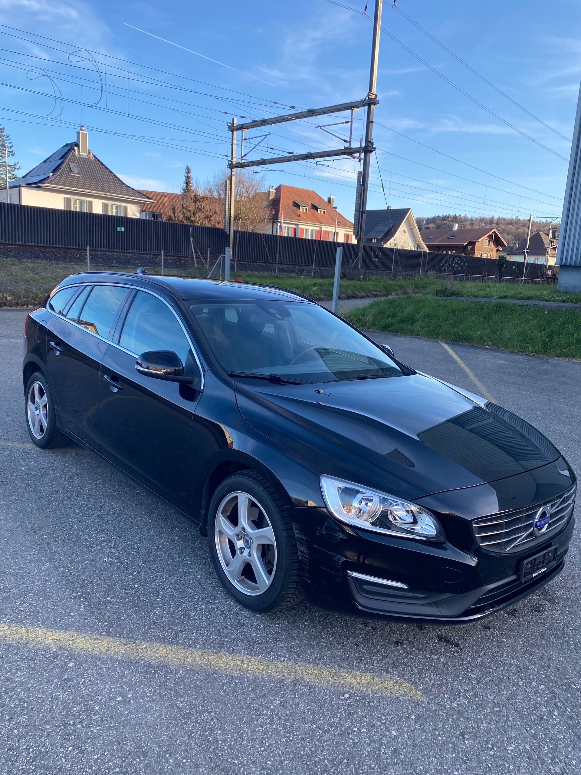 VOLVO V60 D4 Summum