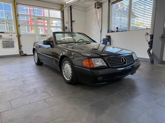 MERCEDES-BENZ SL 500 Automatic-showroom-element-1