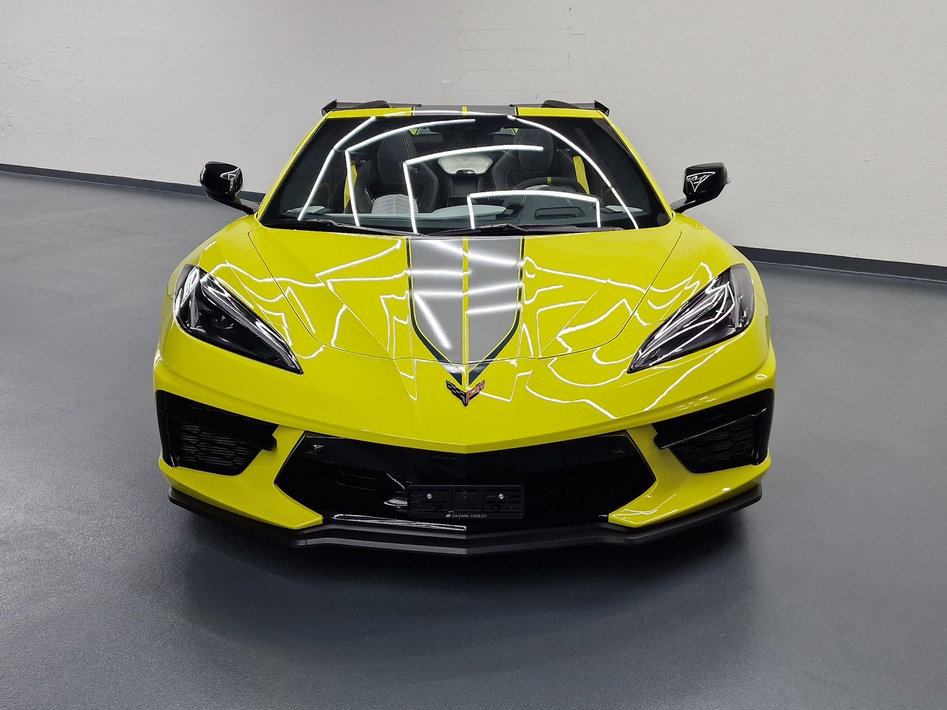 CHEVROLET Corvette C8 Convertible C8.R Edition-showroom-element-3