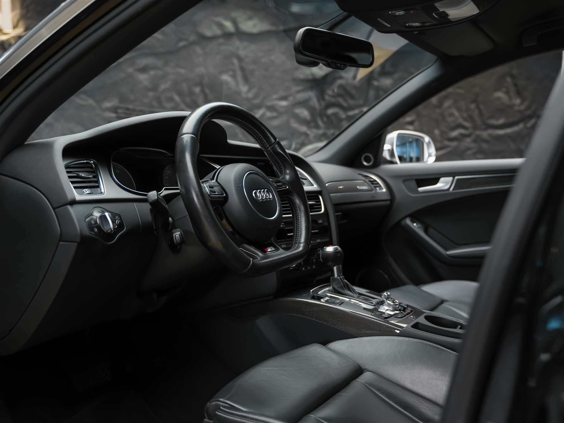 AUDI S4 Avant 3.0 V6 TFSI quattro S-Tronic *Facelift*Bang & Olufsen Soundanlage*Leder Sportsitze*-image-8