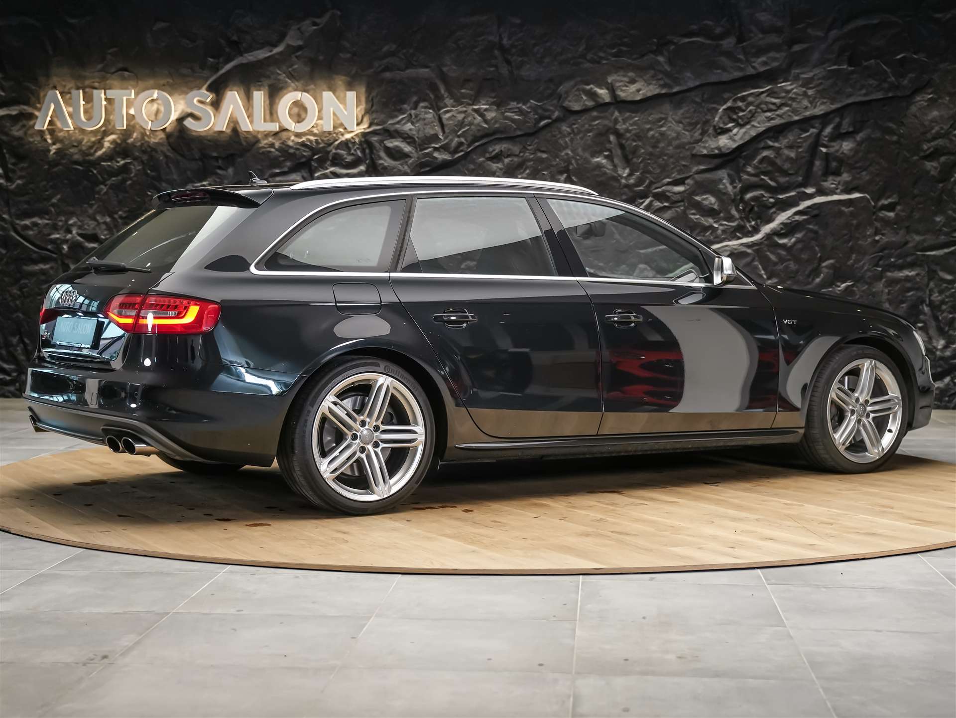 AUDI S4 Avant 3.0 V6 TFSI quattro S-Tronic *Facelift*Bang & Olufsen Soundanlage*Leder Sportsitze*-image-5