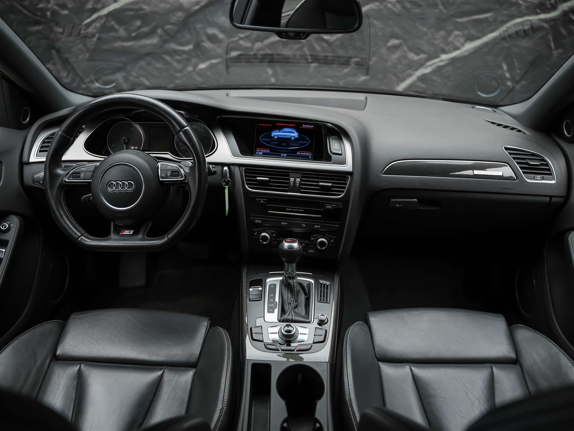 AUDI S4 Avant 3.0 V6 TFSI quattro S-Tronic *Facelift*Bang & Olufsen Soundanlage*Leder Sportsitze*-image-18