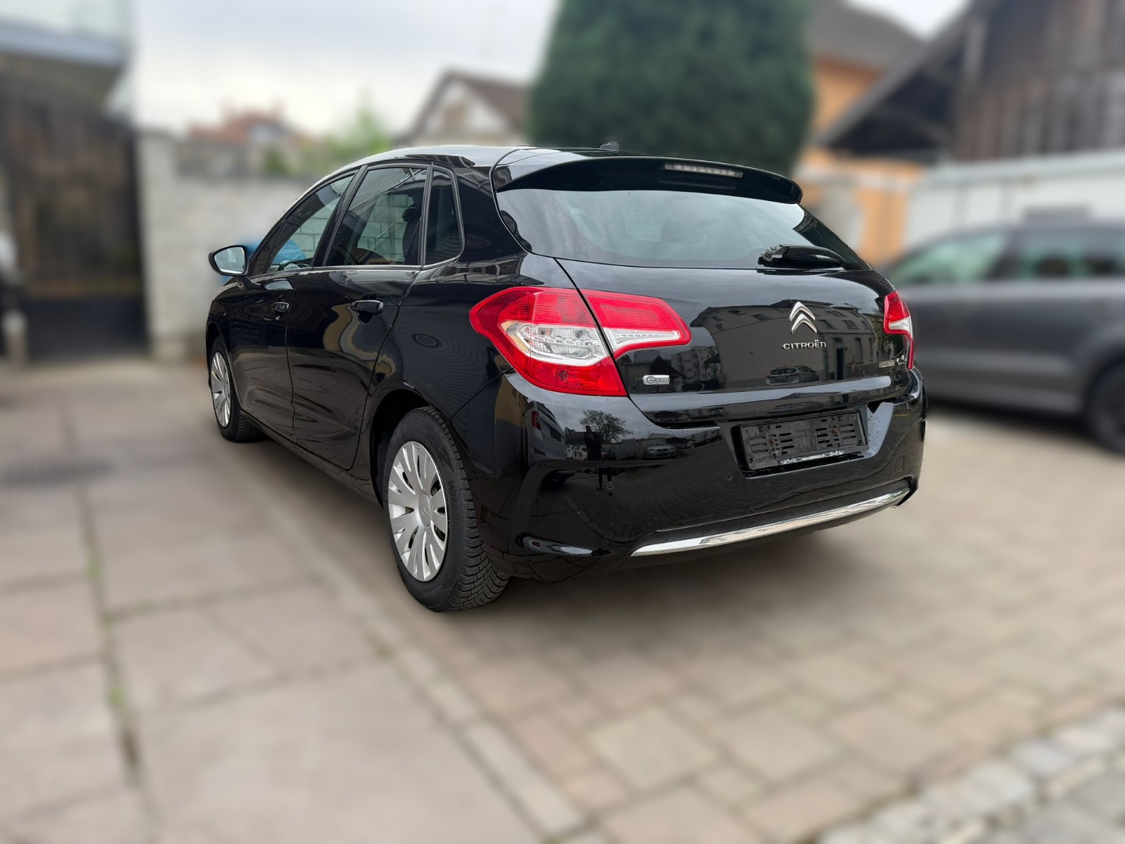 CITROEN C4 Berline 1.6 HDi Swiss Style-showroom-element-2