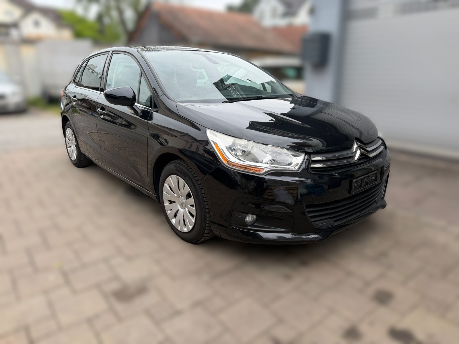 CITROEN C4 Berline 1.6 HDi Swiss Style-image-4