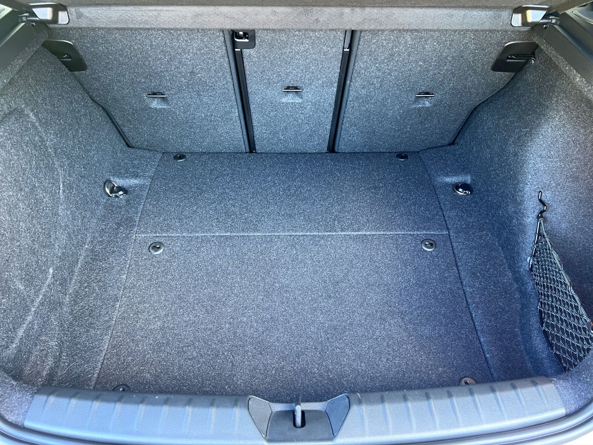 BMW M140i xDrive Steptronic-image-25