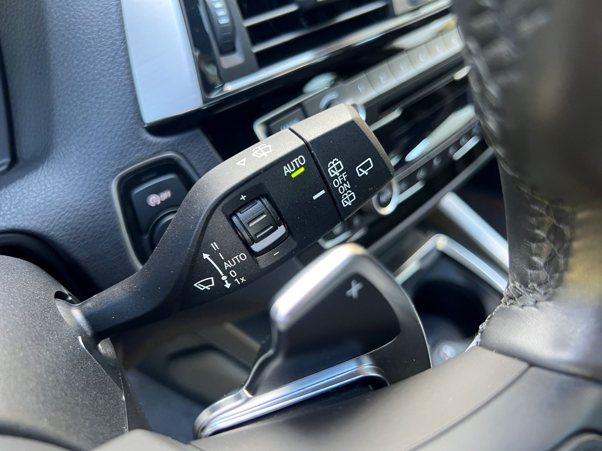 BMW M140i xDrive Steptronic-image-20