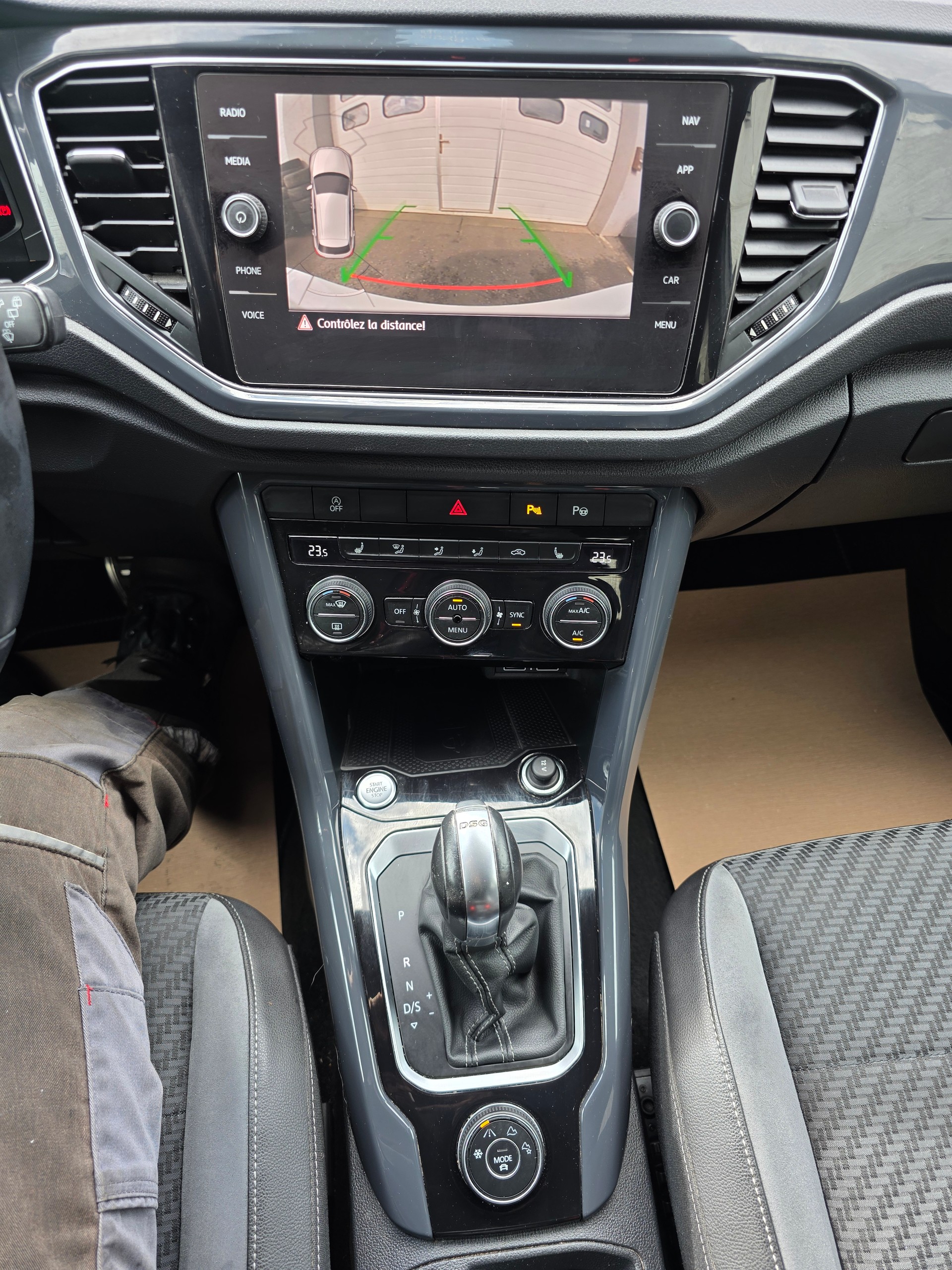 VW T-Roc 2.0 TSI Advance DSG 4Motion-image-10