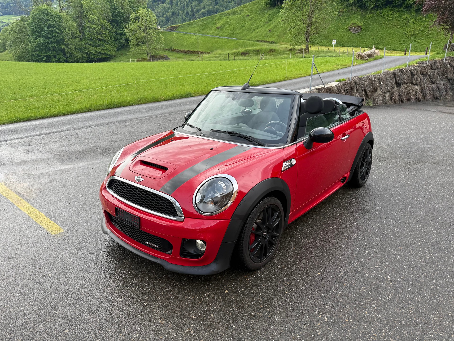 MINI Cooper John Cooper Works Cabriolet-showroom-element-1