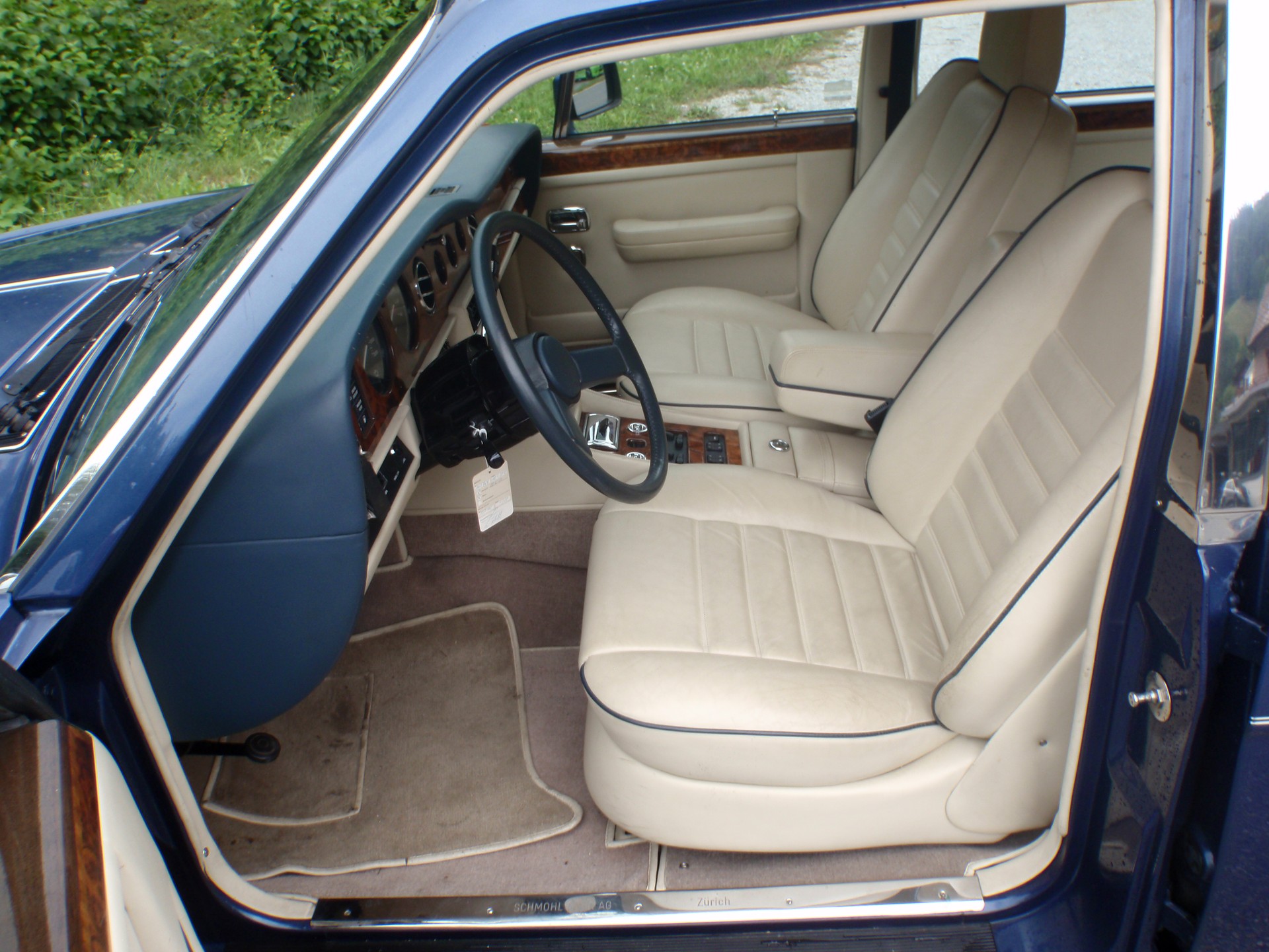 BENTLEY Mulsanne-image-8