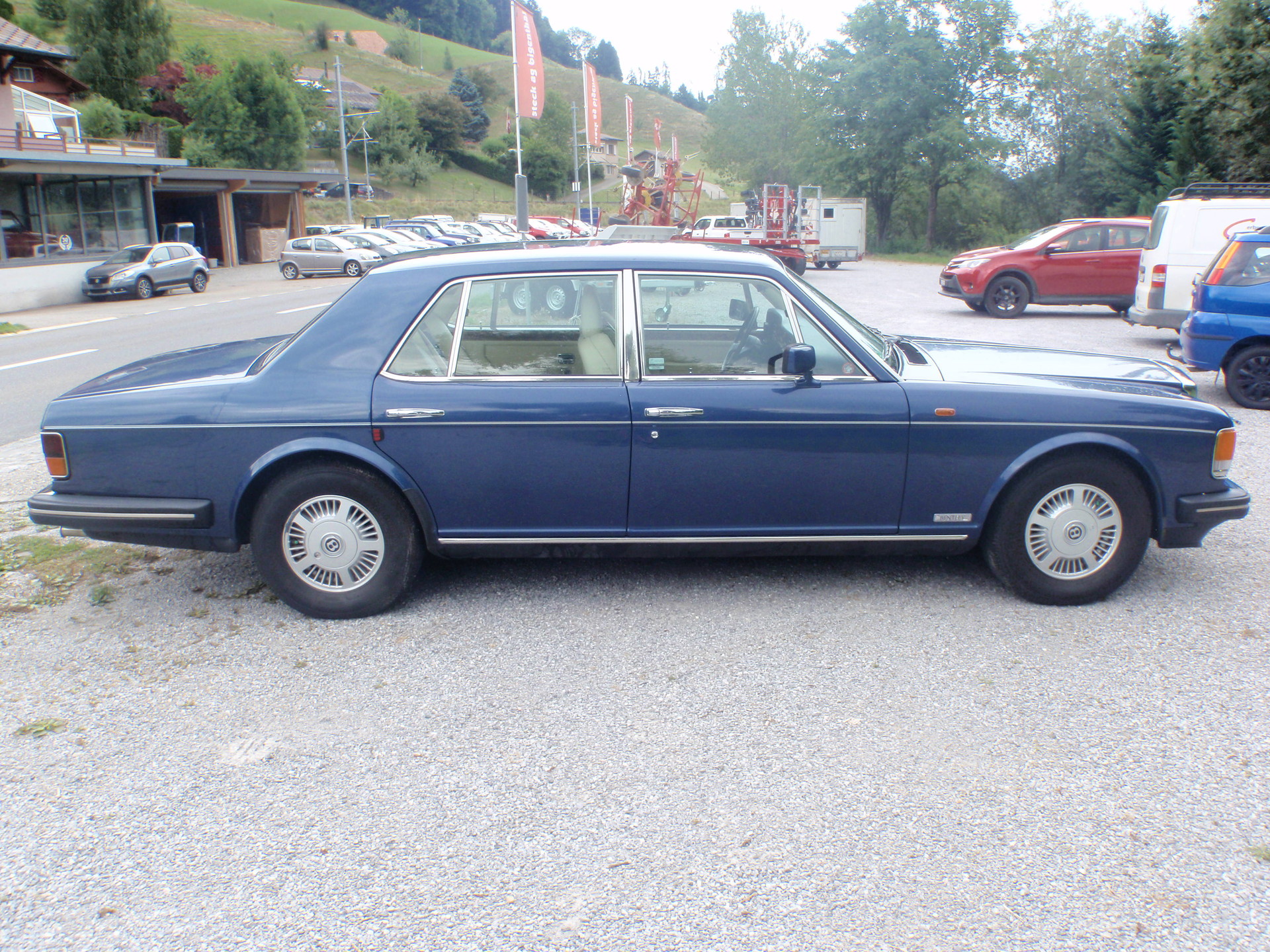 BENTLEY Mulsanne-image-3