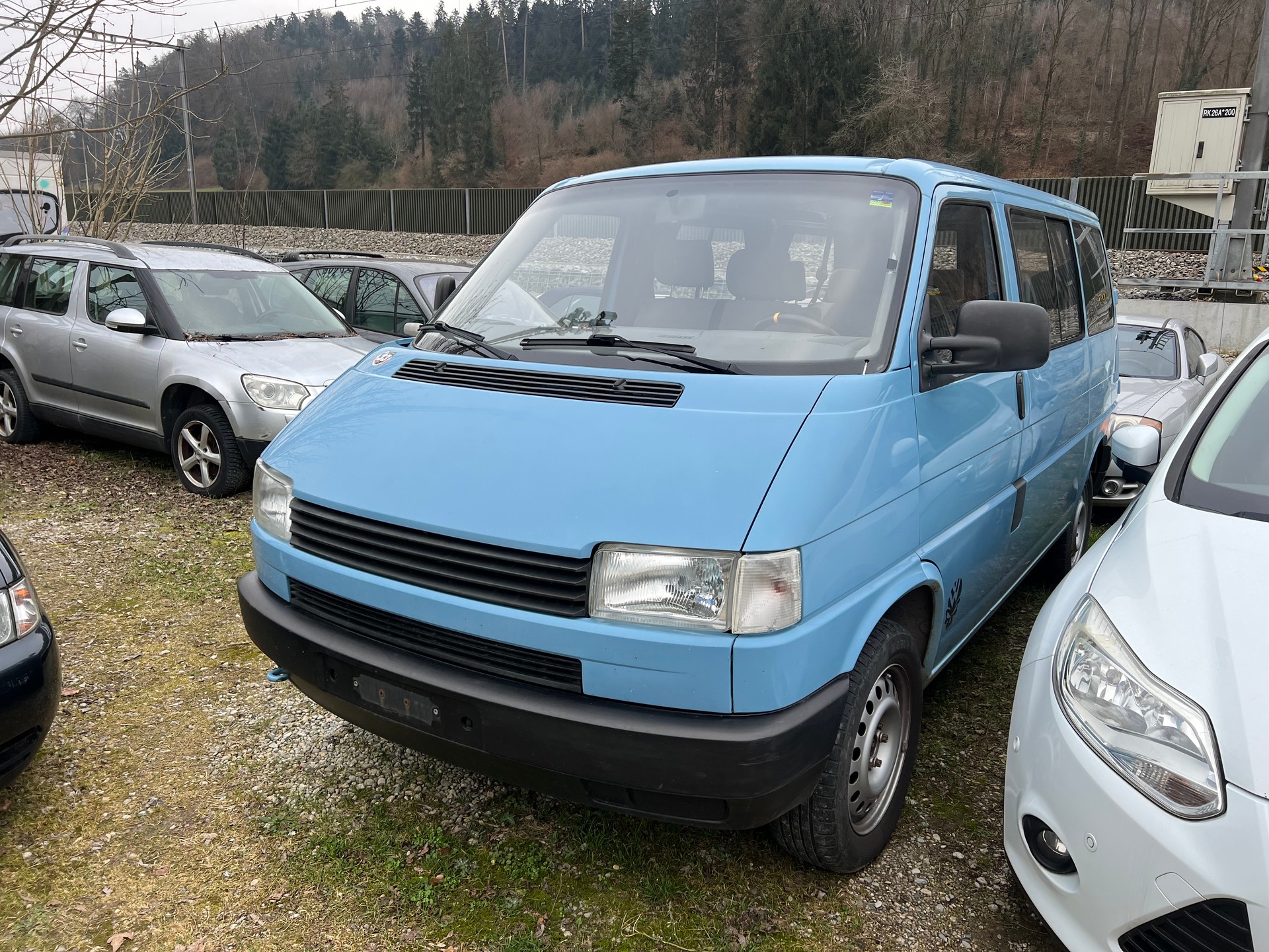 VW T4 2.5 Automat 9 Plätze-frisch ab Mfk-showroom-element-1