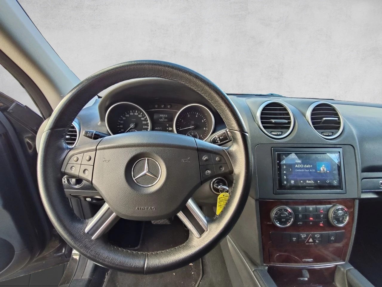 MERCEDES-BENZ ML 350 4Matic Edition 7G-Tronic-image-7