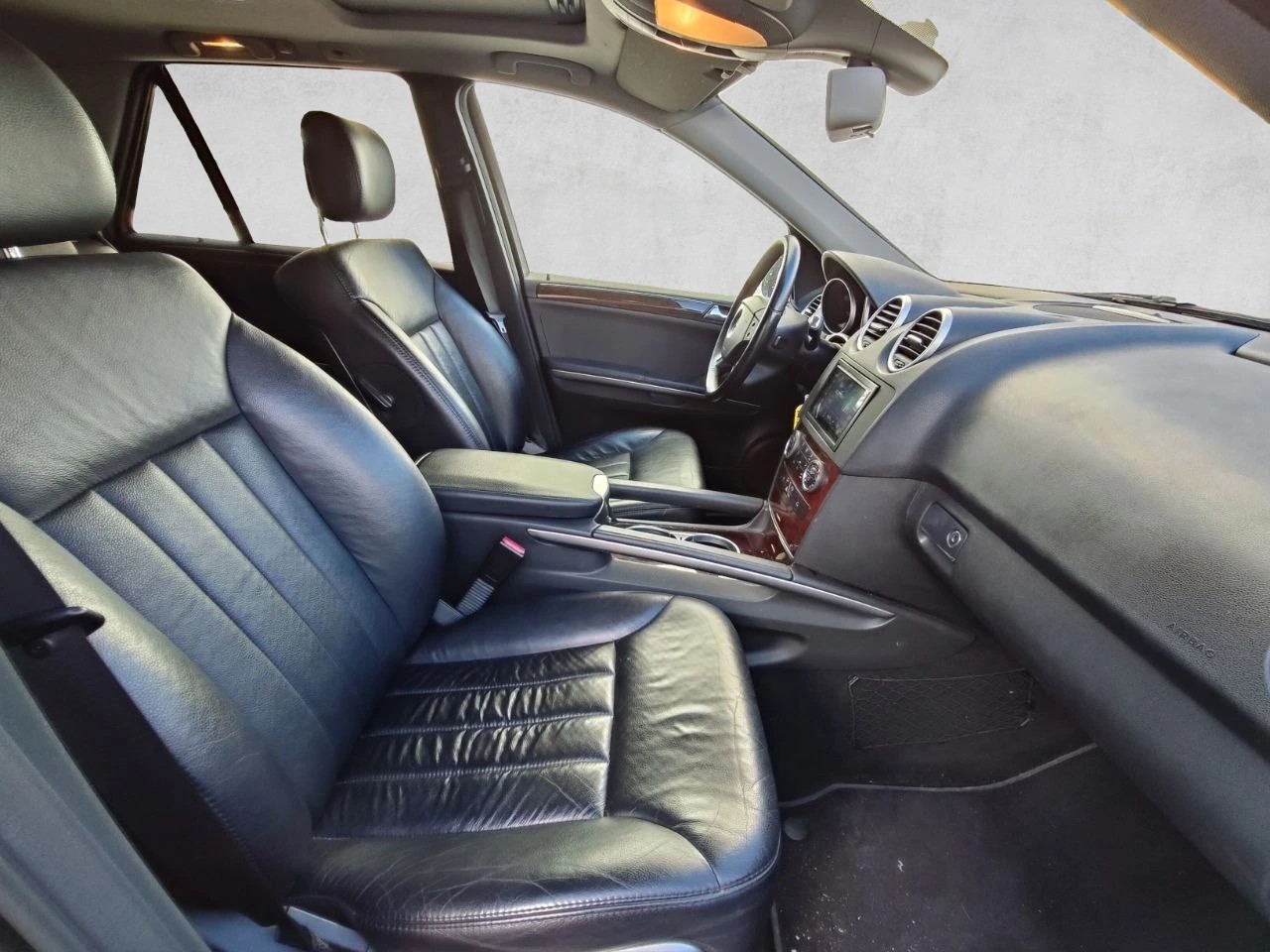 MERCEDES-BENZ ML 350 4Matic Edition 7G-Tronic-image-10